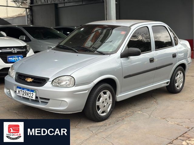 GM Chevrolet Corsa Sedan Classic Spirit 1.0 09/10